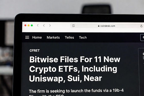 درخواست بیت‌وایز برای ۱۱ ETF جدید کریپتو، از جمله یونی‌سواپ، سویی و نیر